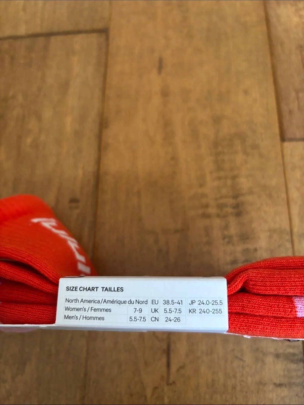 lululemon Daily Essential Crew Socks - Red w/ Pink Cuff—Unisex, Medium, NWT
